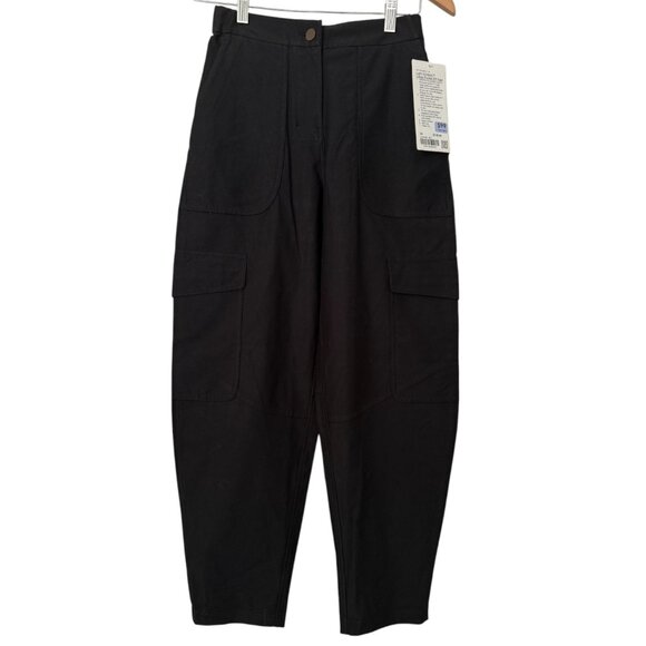 NWT Lululemon Black Light Utilitech Cargo Pocket High Rise Pant - Size 24 - Picture 1 of 4